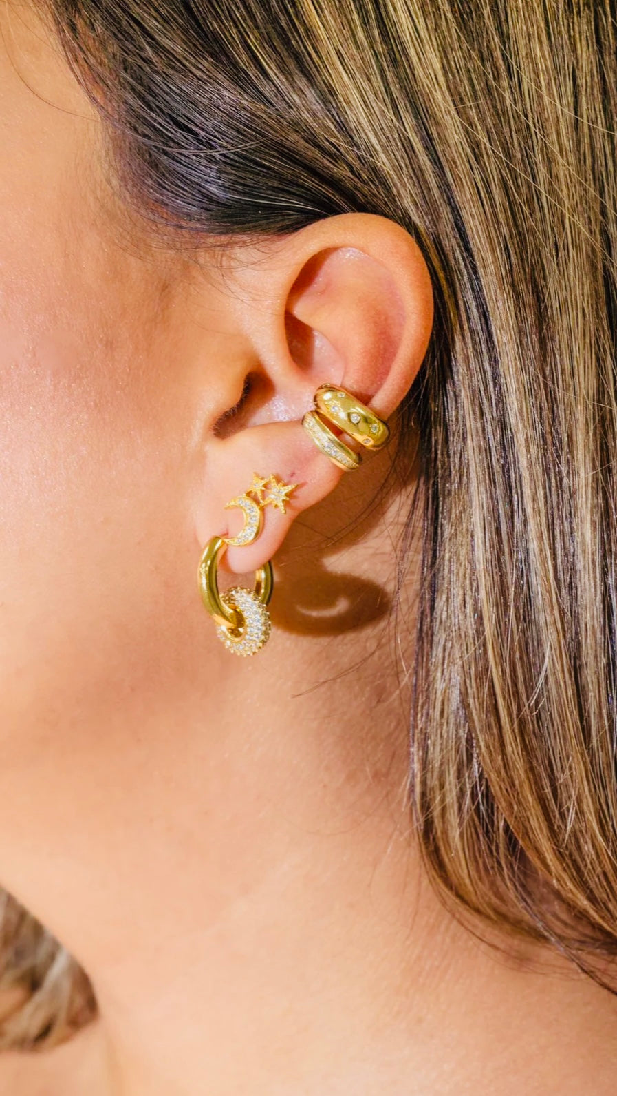 Mou Earrings