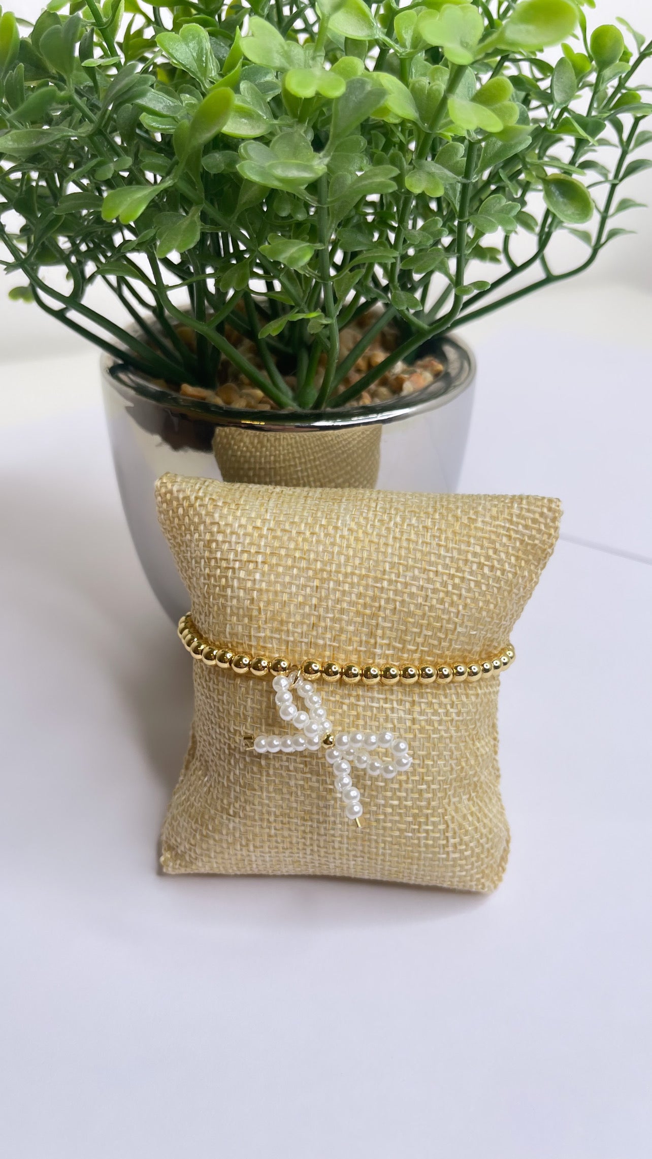 Cute bow plus pearl Bracelet