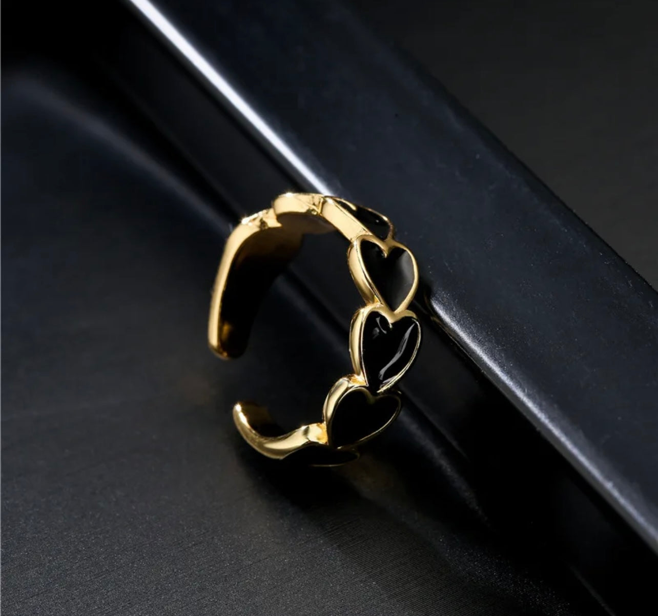 Heart Ring Black Adjustable