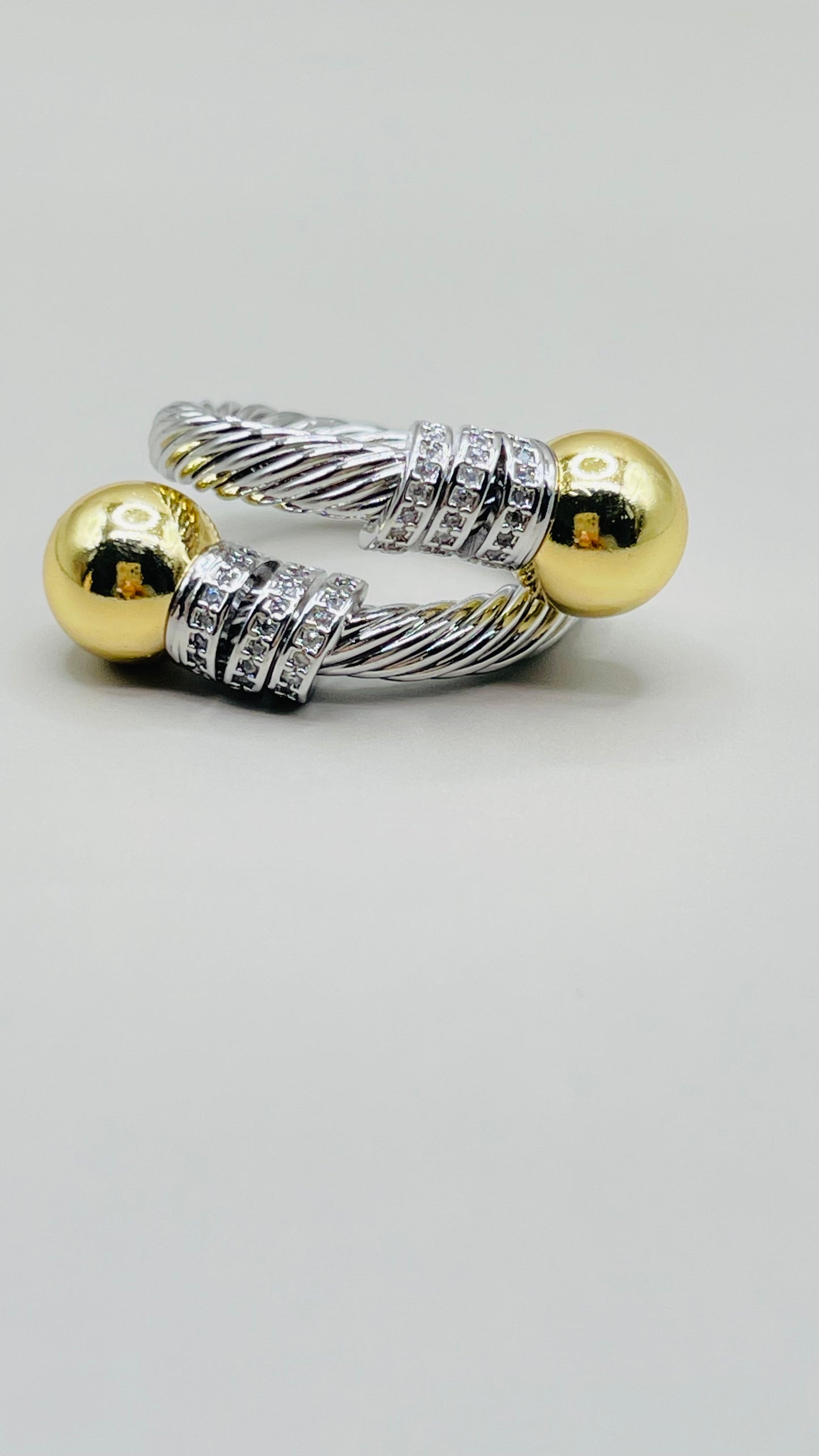 GOLD AND SILVER RING