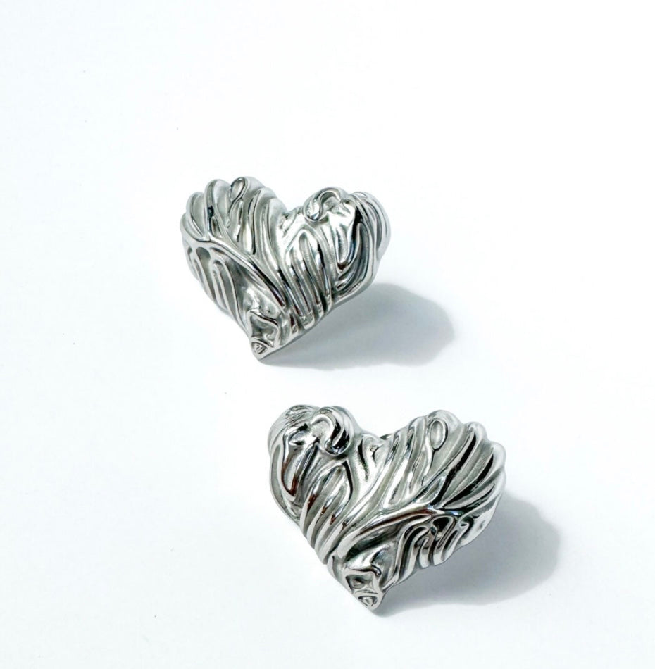 Vintage Chunky Large Heart Shaped Stud Earrings Waterproof Silver Stainless Steel Earrings