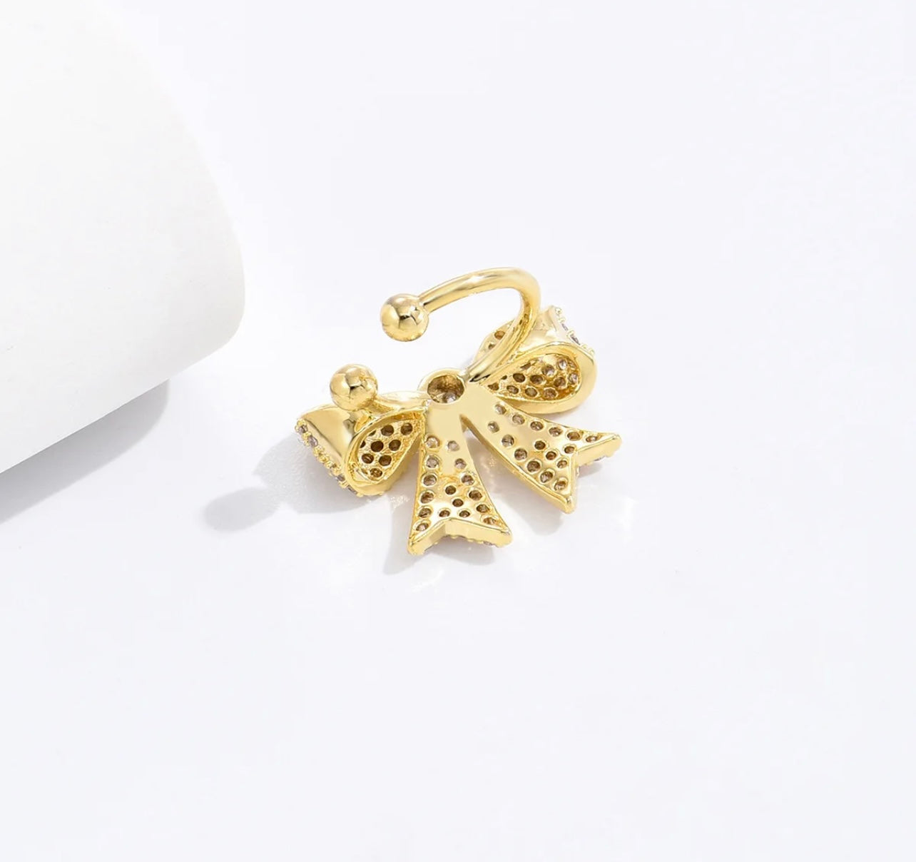 BOW EAR CUFF