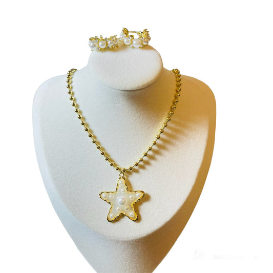 SET OF STARS AND PEARLS NECKLACE AND EARRINGS