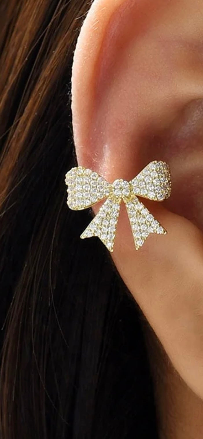 BOW EAR CUFF