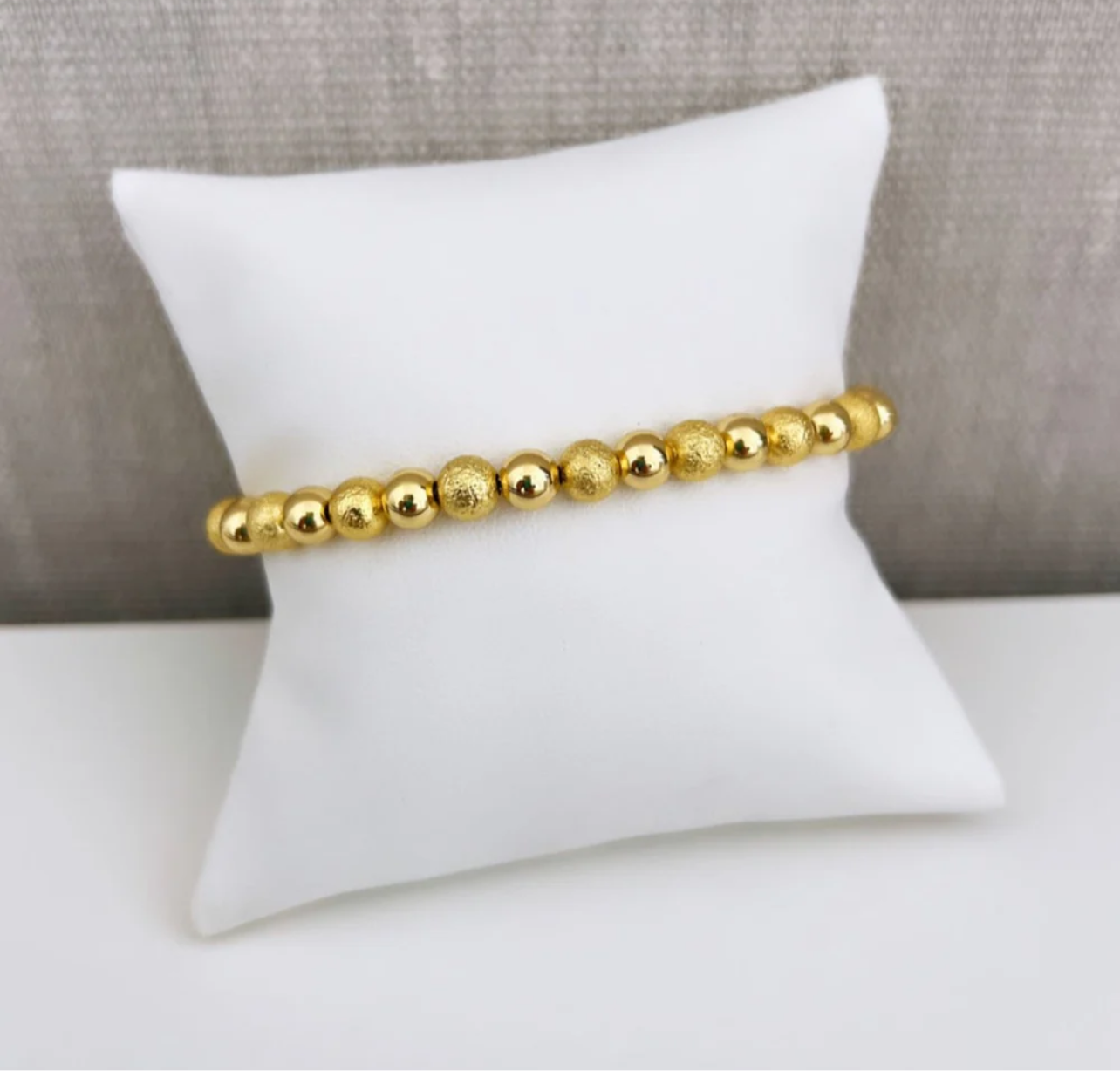 GOLD BEADS BRACELET