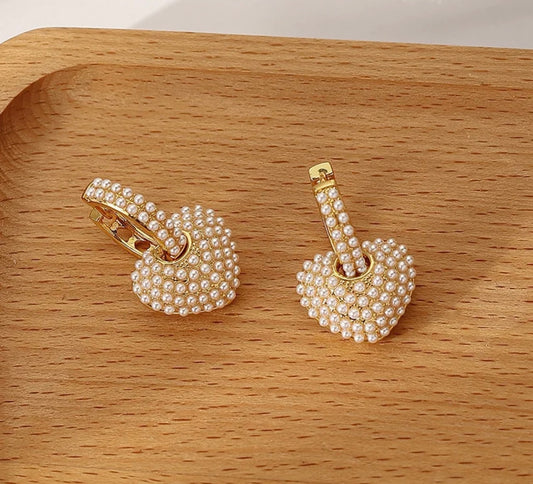 Sweet Heart Pearls Earrings