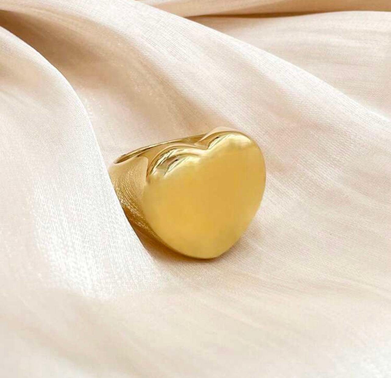 HEART RING