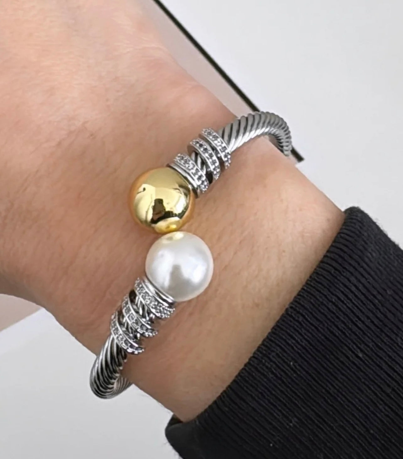 TWO TONES BANGLE